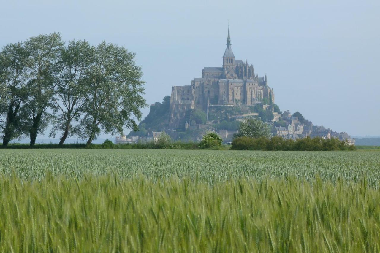 Chambres de Villée Saint-Georges-de-Gréhaigne Esterno foto