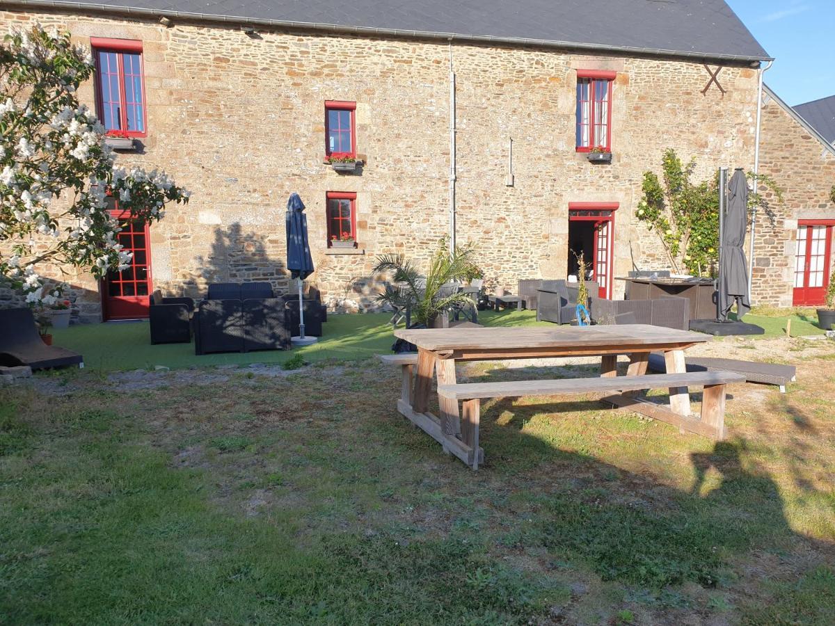 Chambres de Villée Saint-Georges-de-Gréhaigne Esterno foto